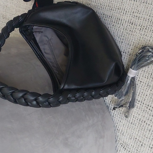 Black braided hobo handbag - Picture 8 of 8